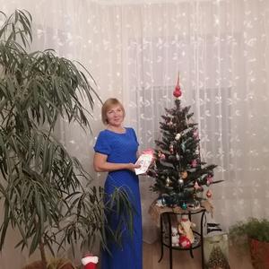 Девушки в Анапская: Елена, 55 - ищет парня из Анапская