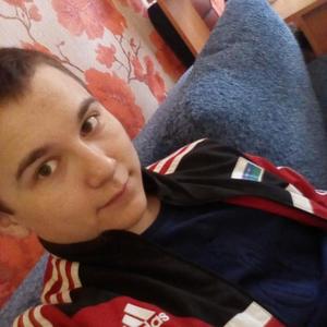 Руслан, 27 лет, Тобольск