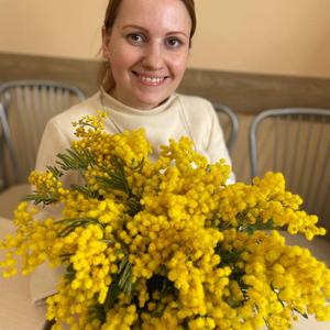 Девушки в Томске: Дарья, 41 - ищет парня из Томска