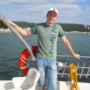 Виталий, 32 года, Нижневартовск