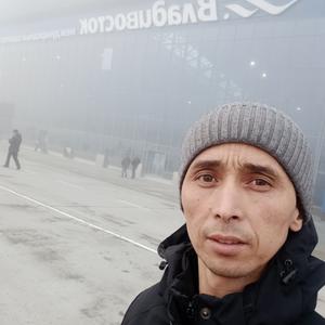 Парни в Владивостоке: Bakytjol, 42 - ищет девушку из Владивостока