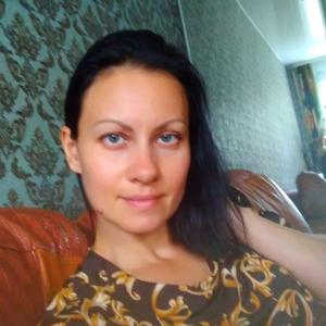 Девушки в Перми: Кристина, 36 - ищет парня из Перми