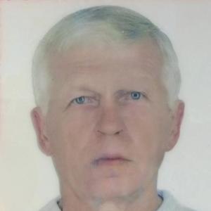 Валерий, 72 года, Пермь