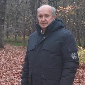 Парни в Калининграде: Александр, 72 - ищет девушку из Калининграда