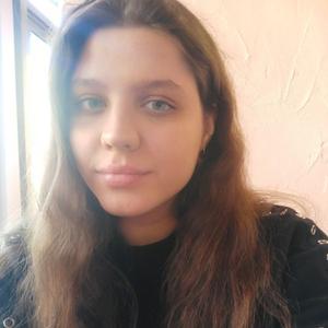Девушки в Волгограде: Дарья, 22 - ищет парня из Волгограда