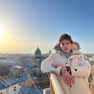 Парни в Санкт-Петербурге: Андрей, 21 - ищет девушку из Санкт-Петербурга