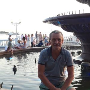 Валерий, 57 лет, Якутск