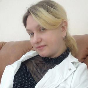 Девушки в Саратове: Наталья, 30 - ищет парня из Саратова