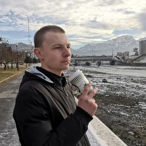 Олег, 20 лет, Каспийск