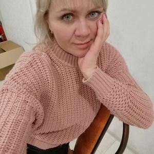 Девушки в Оренбурге: Ульяна, 37 - ищет парня из Оренбурга