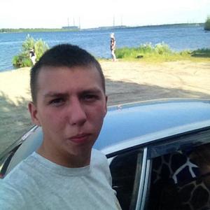 Илья, 25 лет, Сургут