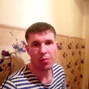 Парни в Арсеньеве: Влад, 42 - ищет девушку из Арсеньева
