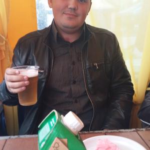 Парни в Ухте (Коми): Олег, 32 - ищет девушку из Ухты (Коми)