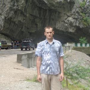 Олег, 40 лет, Чехов