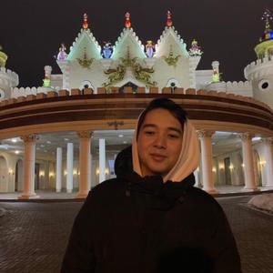 Парни в Казани (Татарстан): Руслан, 22 - ищет девушку из Казани (Татарстан)