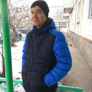 Виталий, 27 лет, Черногорск