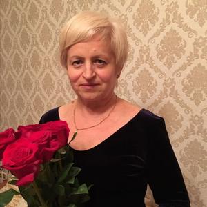 Вера, 57 лет, Пермь