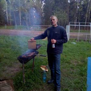 Парни в Бердске: Николай, 44 - ищет девушку из Бердска