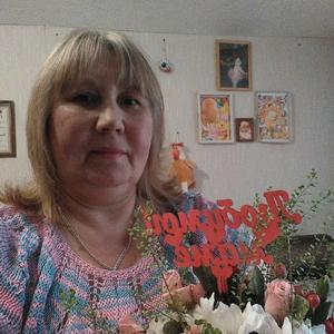 Девушки в Бугульме (Татарстан): Elena Morozova, 55 - ищет парня из Бугульмы (Татарстан)