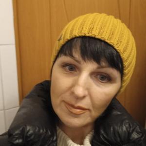 Девушки в Омске: Наталья Малий, 59 - ищет парня из Омска