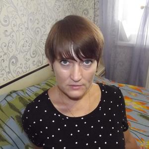 Девушки в Белореченске (Краснодарский край): Юлия, 51 - ищет парня из Белореченска (Краснодарский край)