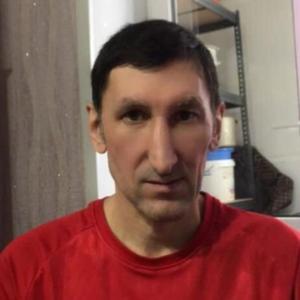 Руслан, 46 лет, Камышин