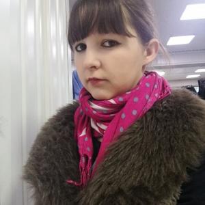 Девушки в Томске: Екатерина, 26 - ищет парня из Томска