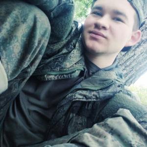 Иван, 21 год, Омск