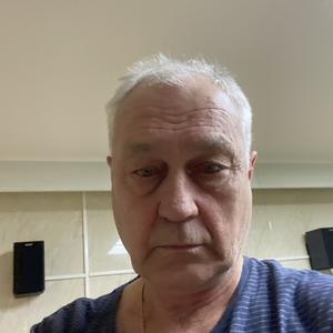 Парни в Владивостоке: Егор, 53 - ищет девушку из Владивостока