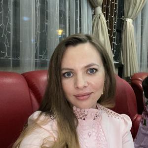 Девушки в Омске: Евгения, 36 - ищет парня из Омска