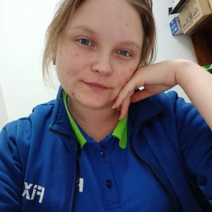 Девушки в Челябинске: Александра, 25 - ищет парня из Челябинска