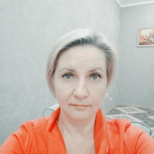 Девушки в Оренбурге: Вероника, 45 - ищет парня из Оренбурга