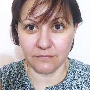 Девушки в Таганроге: Алена, 46 - ищет парня из Таганрога