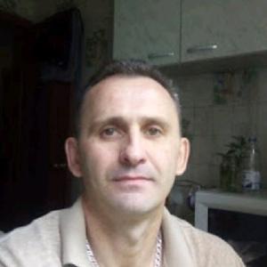 Парни в Новокуйбышевске: Влад, 53 - ищет девушку из Новокуйбышевска