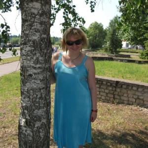 Девушки в Удомле: Ольга Калекаева, 48 - ищет парня из Удомли