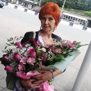Девушки в Прокопьевске: Светлана Ис, 60 - ищет парня из Прокопьевска