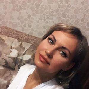 Девушки в Казани (Татарстан): Анна, 36 - ищет парня из Казани (Татарстан)