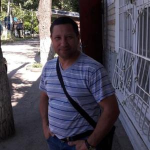 Парни в Ессентуках: Александр, 51 - ищет девушку из Ессентуков