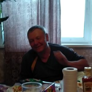 Юрий, 48 лет, Балаково