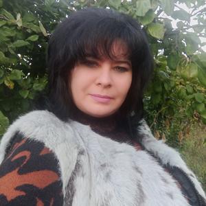 Девушки в Донецке: Марина, 42 - ищет парня из Донецка