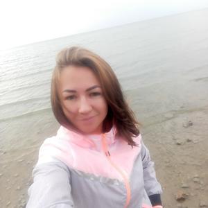 Девушки в Таганроге: Алена, 40 - ищет парня из Таганрога