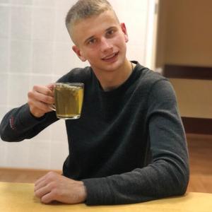 Danil, 22 года, Новосибирск