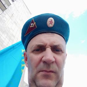 Парни в Екатеринбурге: Андрей, 55 - ищет девушку из Екатеринбурга