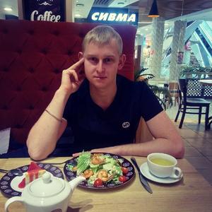 Максим, 28 лет, Курск