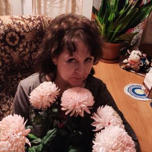 Девушки в Челябинске: Марина, 59 - ищет парня из Челябинска