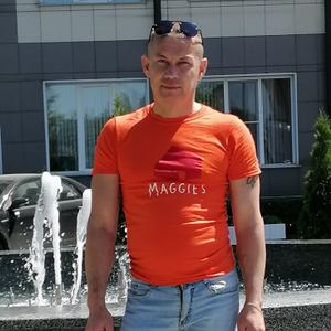 Андрей, 45 лет, Губкин