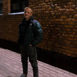 Парни в Вологде: Виталий, 25 - ищет девушку из Вологды