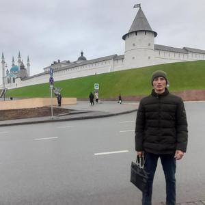 Парни в Казани (Татарстан): Ахмет, 23 - ищет девушку из Казани (Татарстан)
