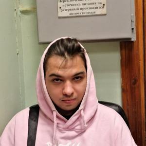 Иван, 21 год, Москва