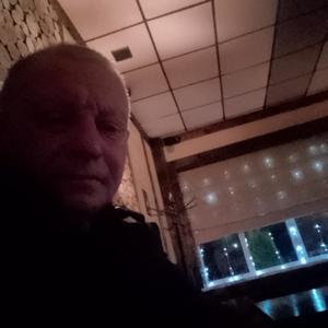 Виктор, 58 лет, Курская Ольховатка